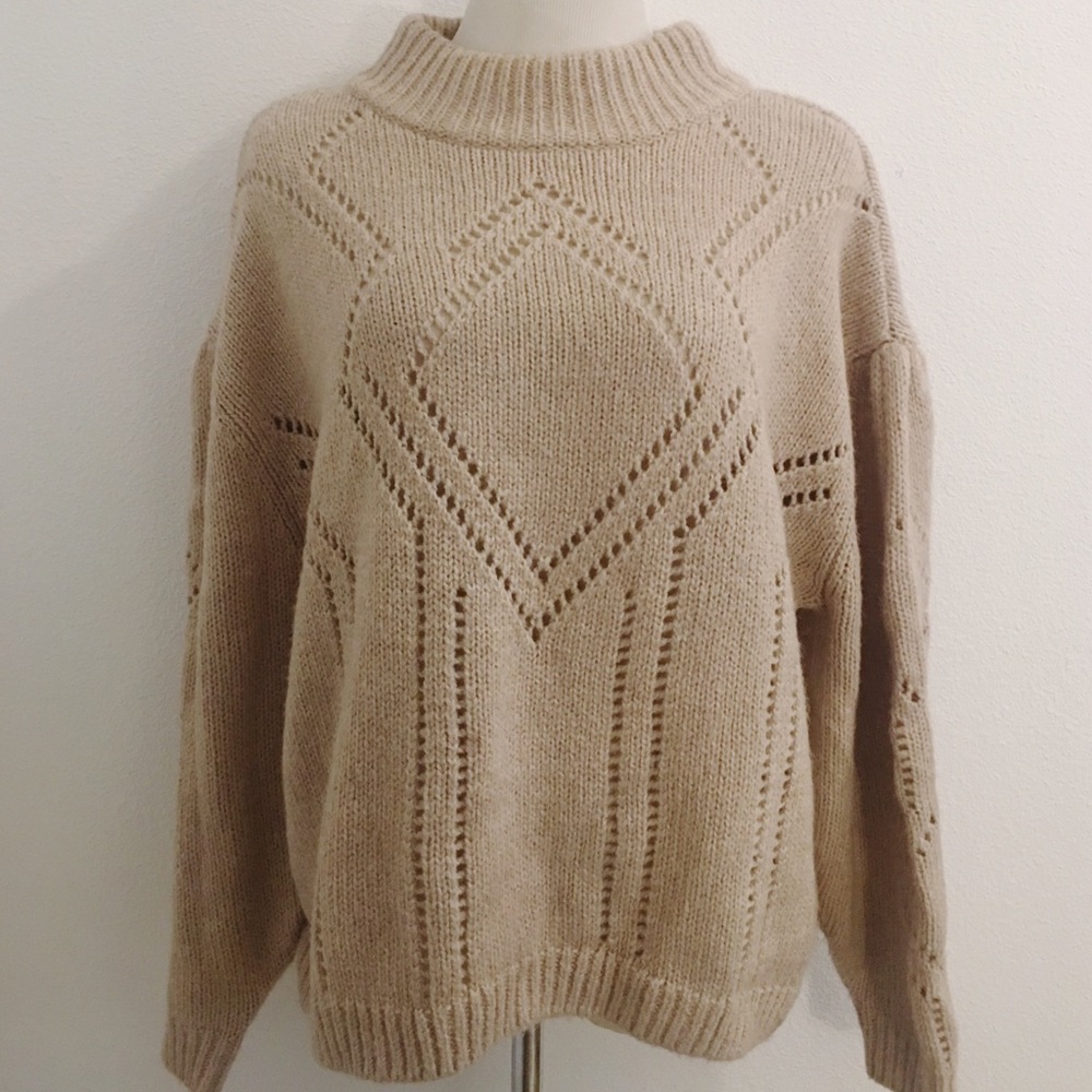 Tan Open Knit Sweater | Size Medium. ✨